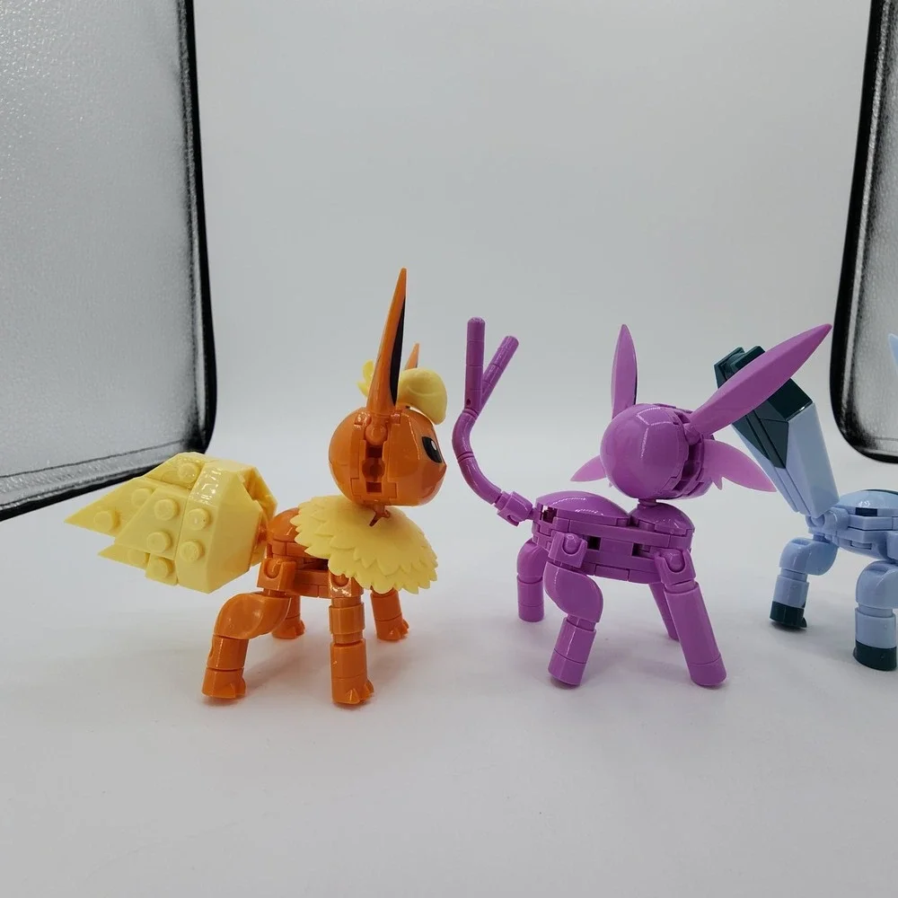 Lot of 5 Pokemon MEGA Construx Articulated Building Block‎ Figures 2019 Eevee